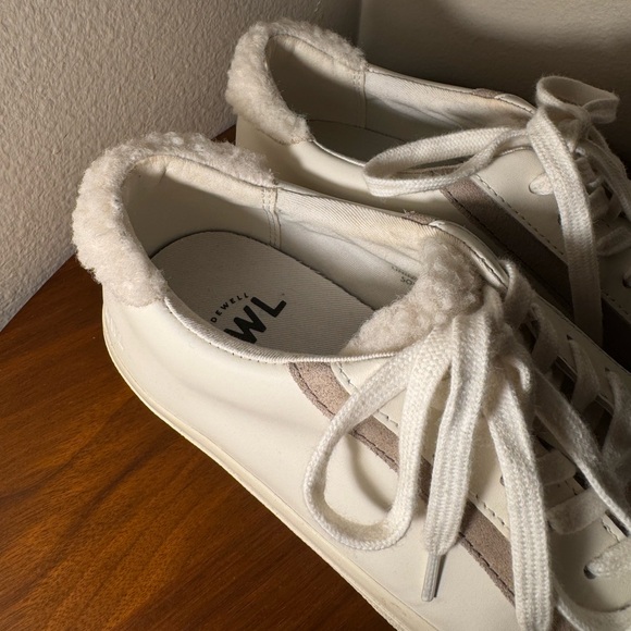 Madewell Sidewalk Low-Top Sneakers in Leather: Sherpa Edition Size 8 - Picture 9 of 13
